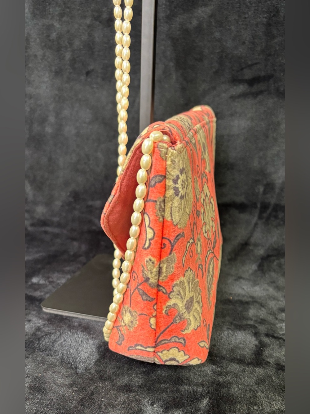 Anthropologie Coral Floral Velvet Envelope Clutch Pearl Strap Bag - Picture 7 of 16
